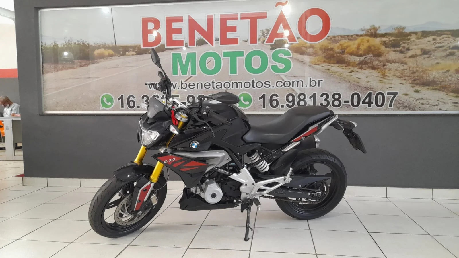 BMW G 310 R
