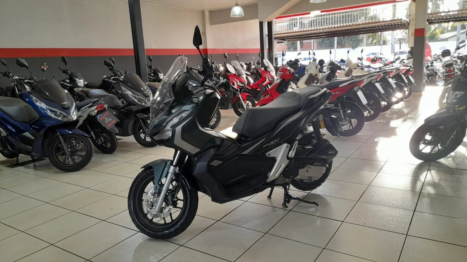 HONDA ADV 150