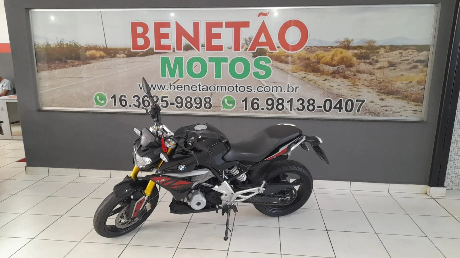 BMW G 310 R
