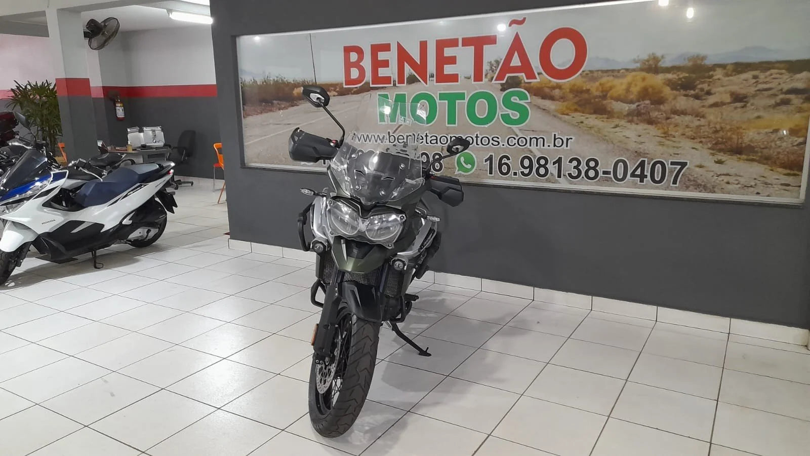 TRIUMPH TIGER 1200 XCX