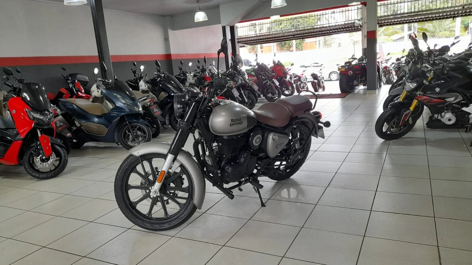 ROYAL ENFIELD CLASSIC 350