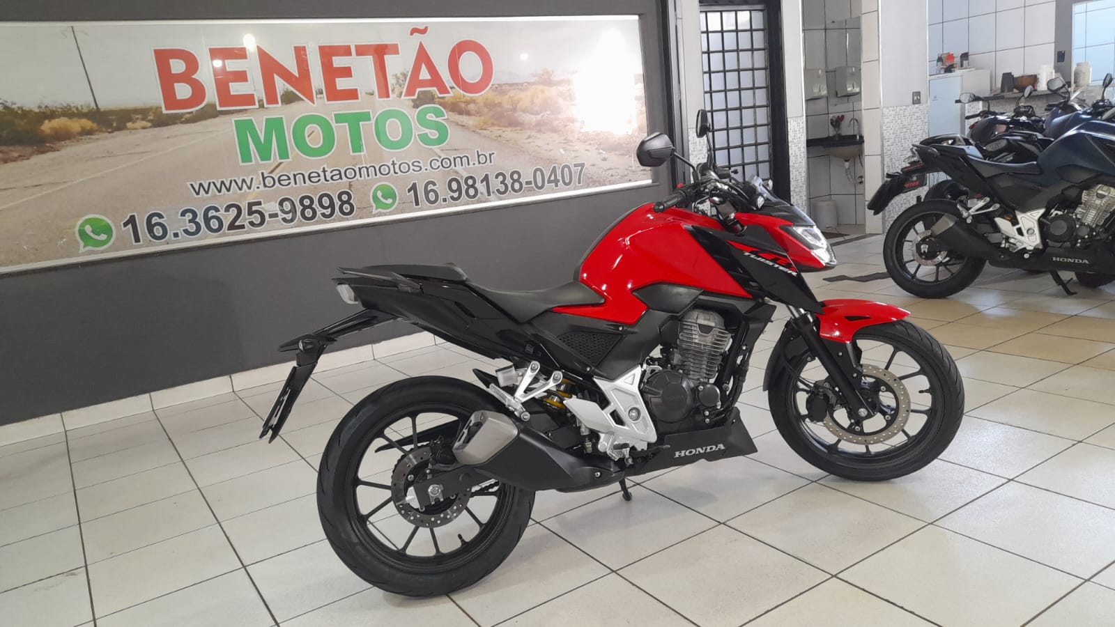 HONDA CB TWISTER 300