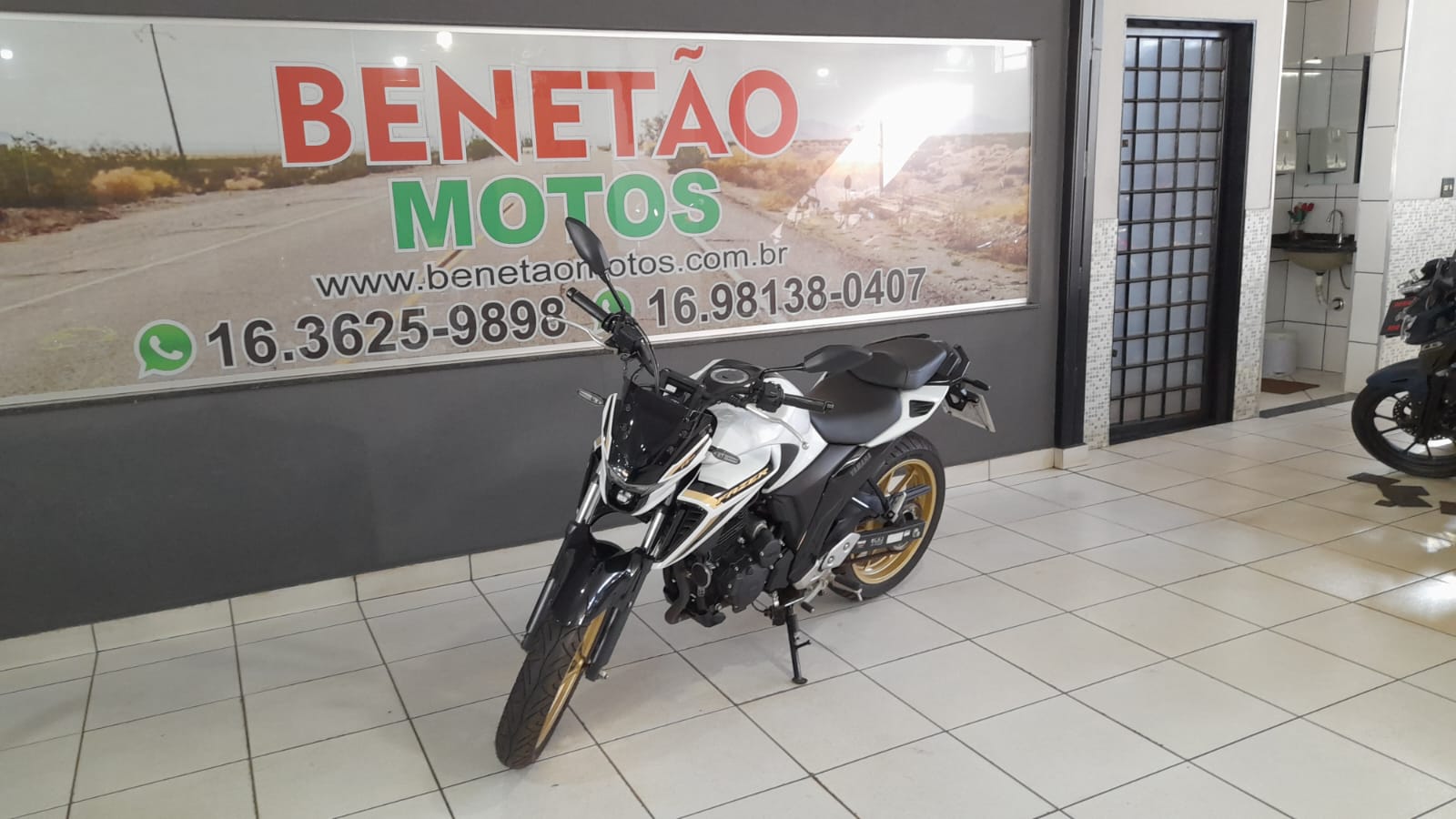YAMAHA FAZER CONNECTD 250 ABS