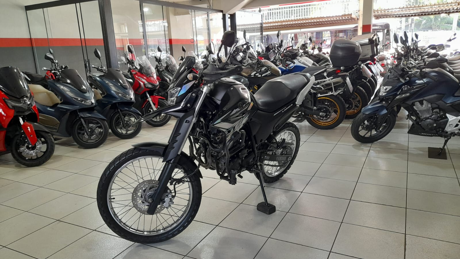 YAMAHA XTZ 250 LANDER
