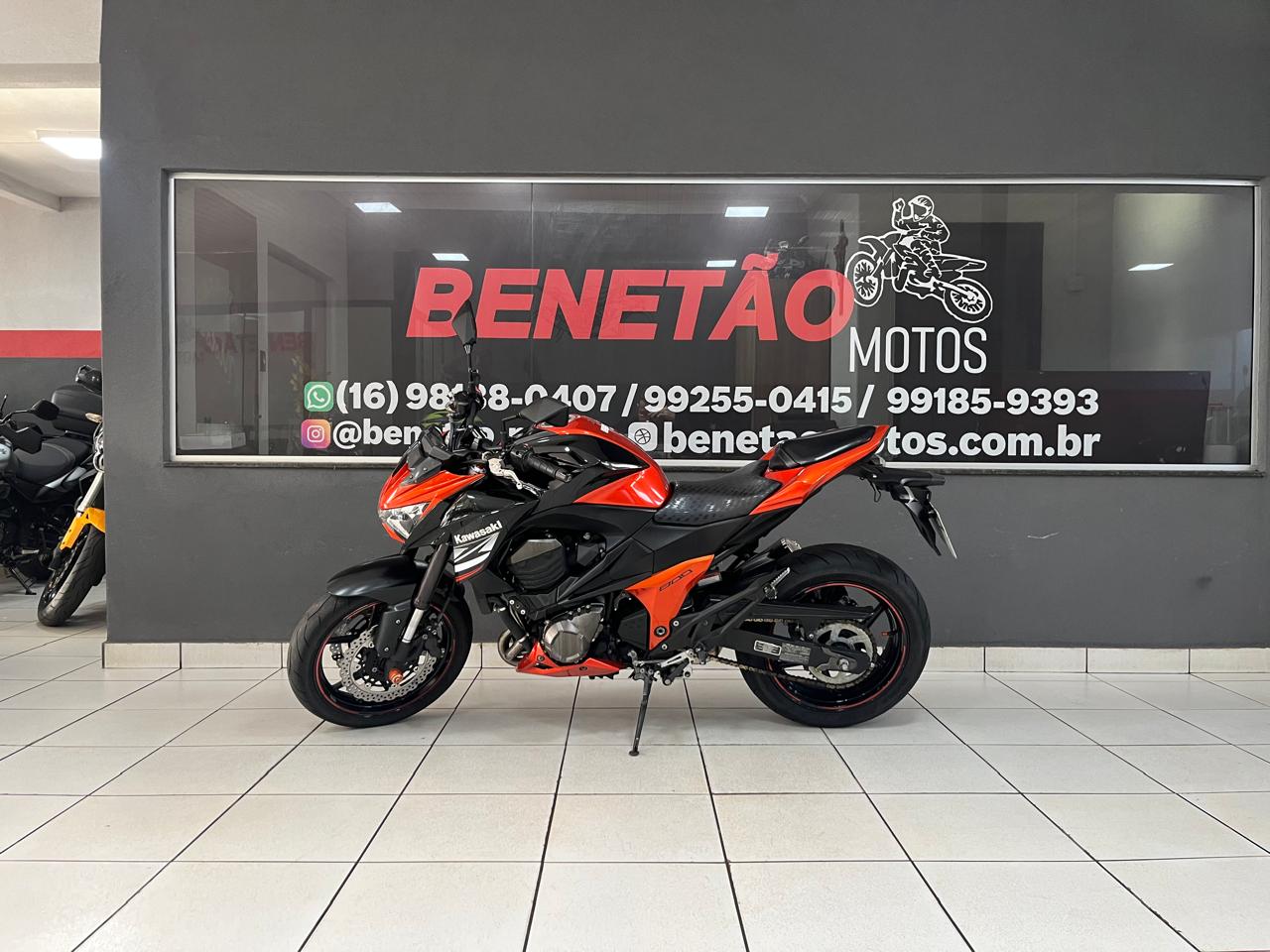 KAWASAKI Z800