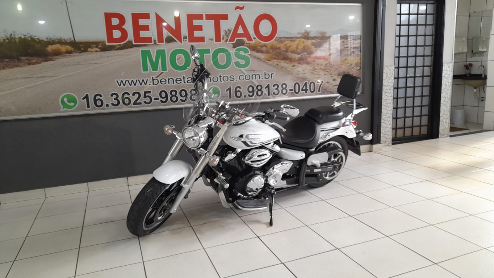 YAMAHA XVS950A MIDNIGHT STAR