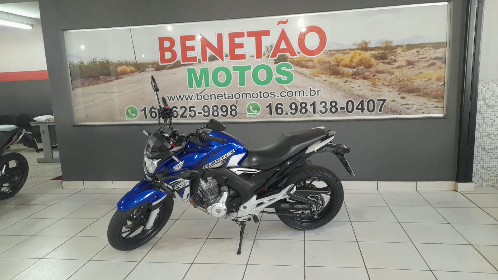 HONDA CB TWISTER 250