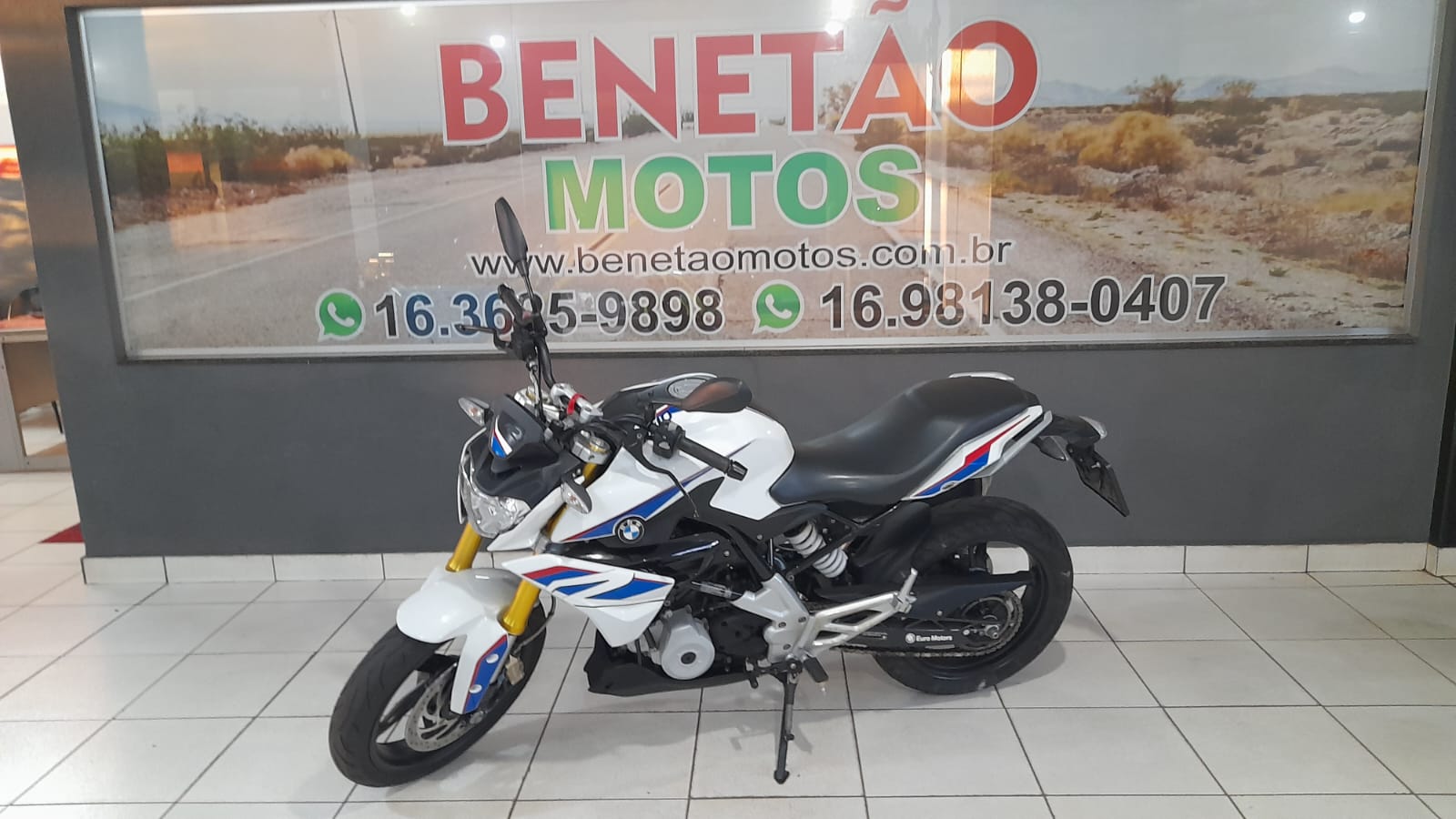 BMW G310 R