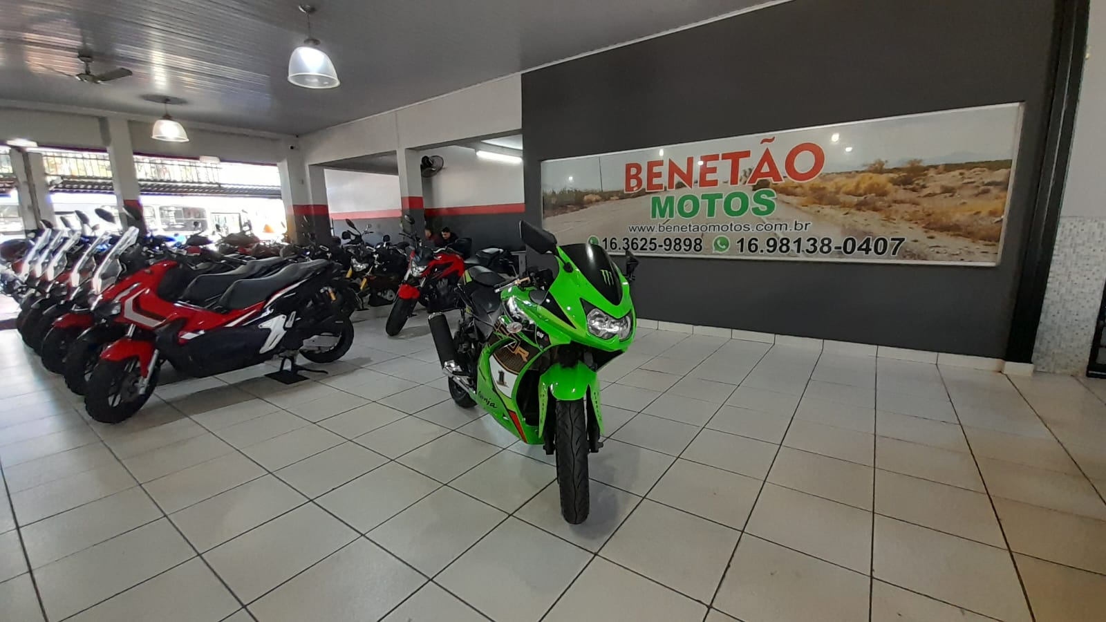 KAWASAKI NINJA 250 R