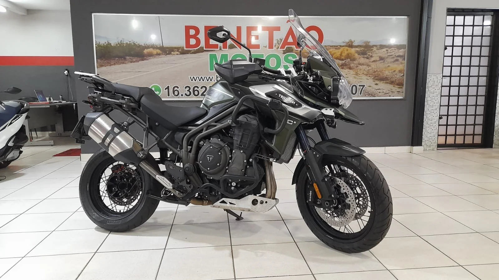 TRIUMPH TIGER 1200 XCX