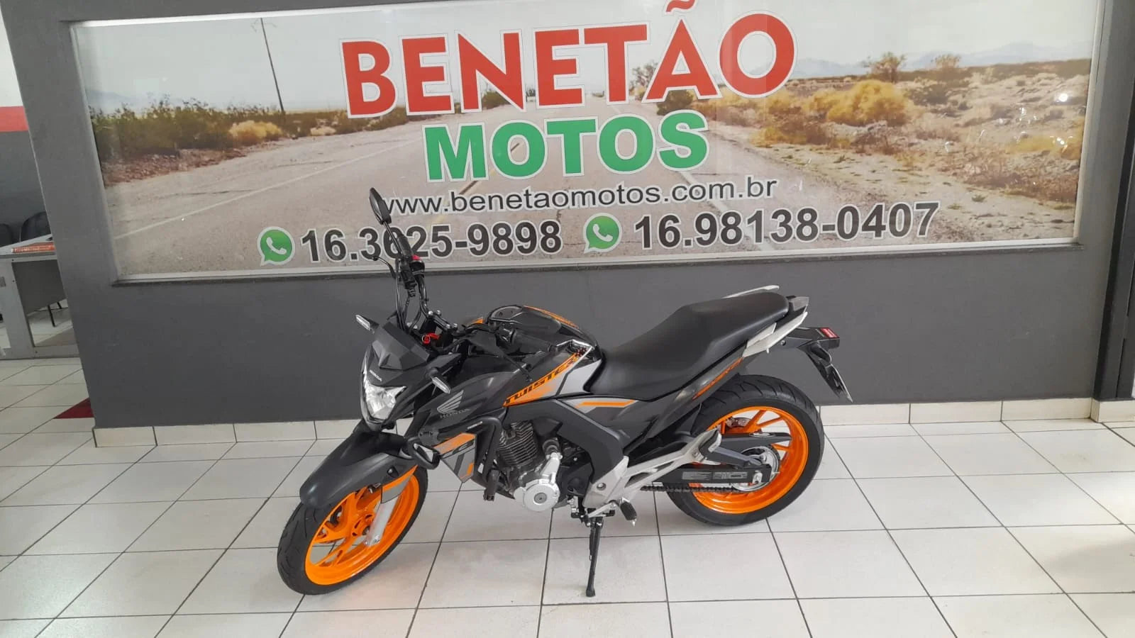 HONDA CB 250 TWISTER