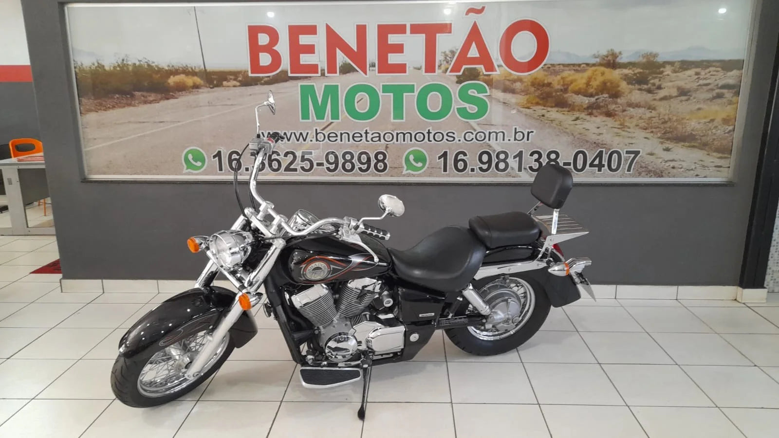 HONDA SHADOW 750