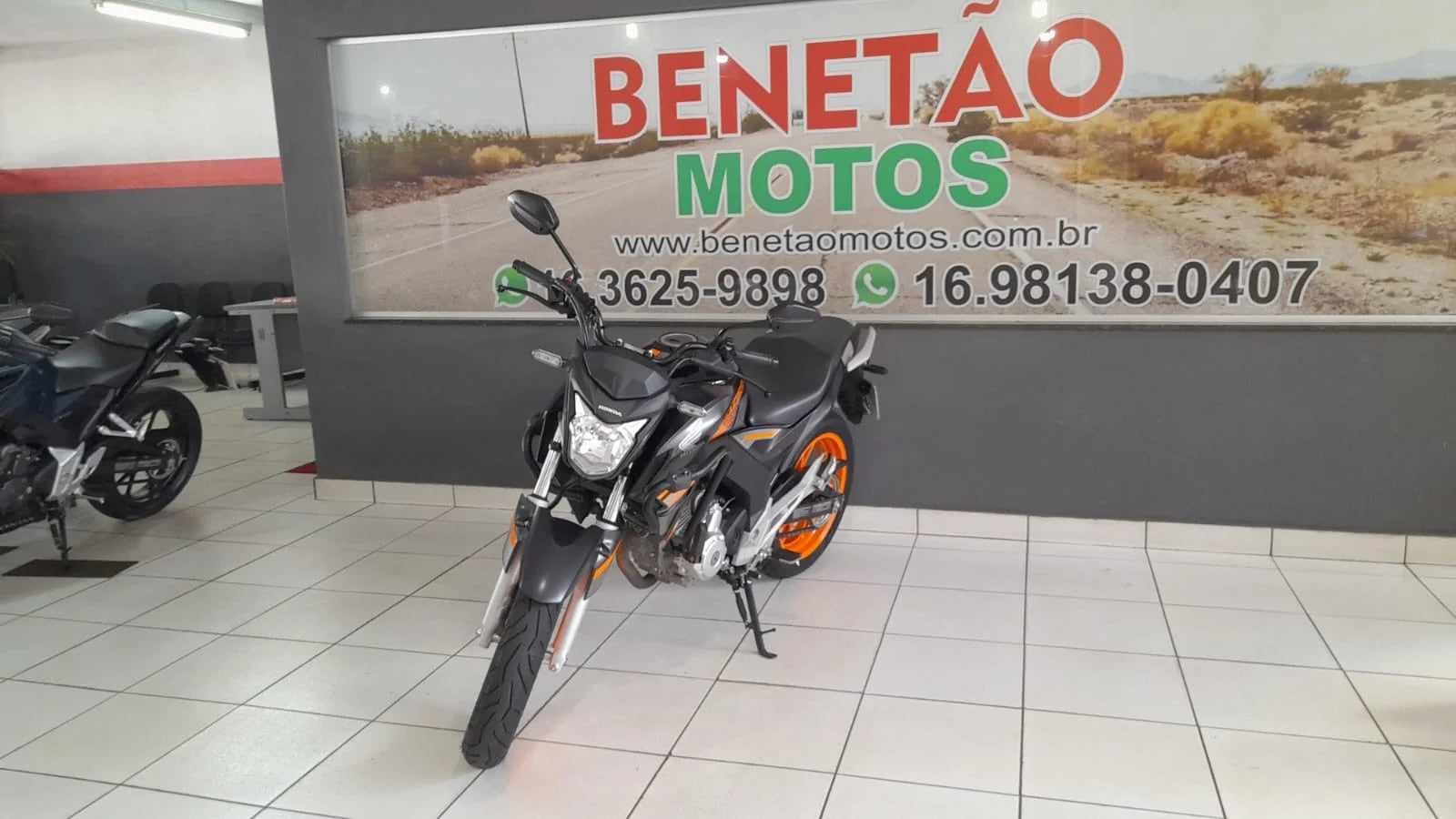 HONDA CB 250 TWISTER