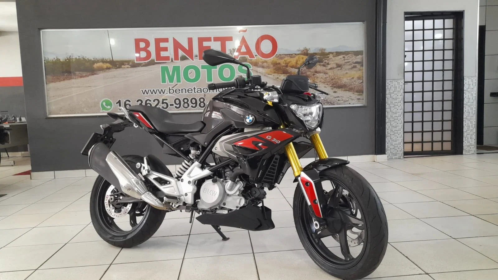 BMW G 310 R
