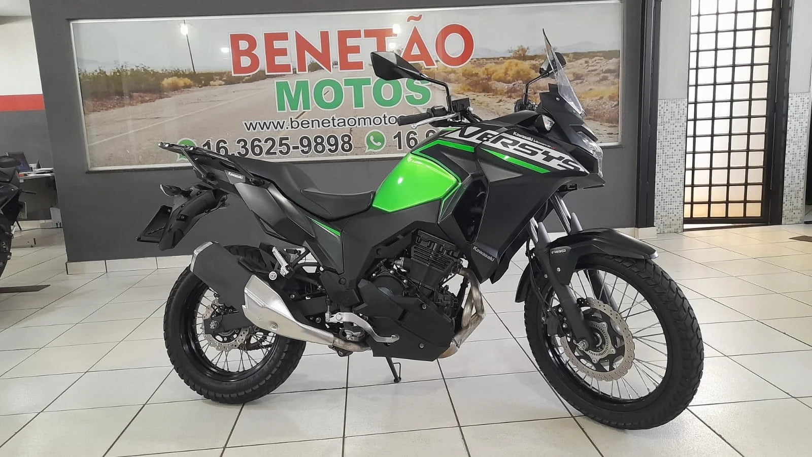 KAWASAKI VERSYS-X 300