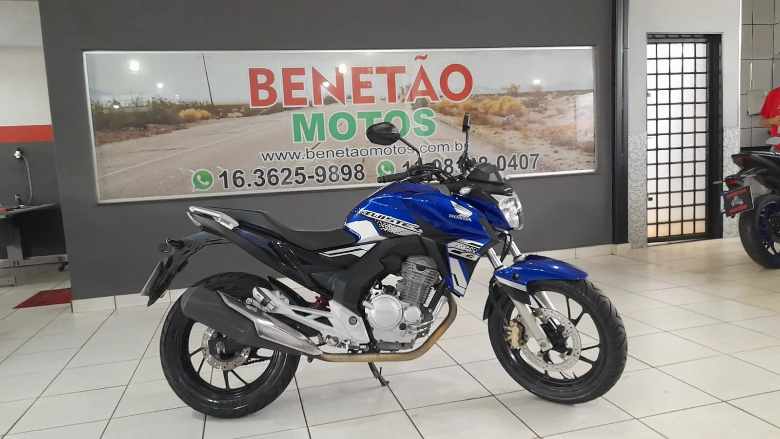 HONDA CB 250 TWISTER