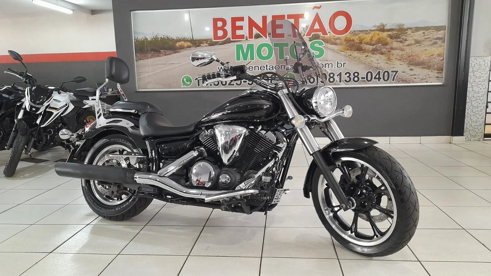 YAMAHA XVS950A MIDNIGHT STAR