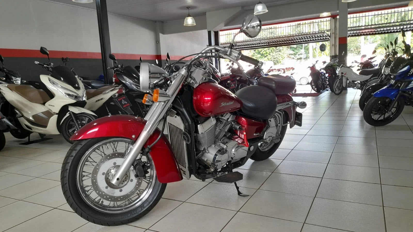 HONDA SHADOW 750