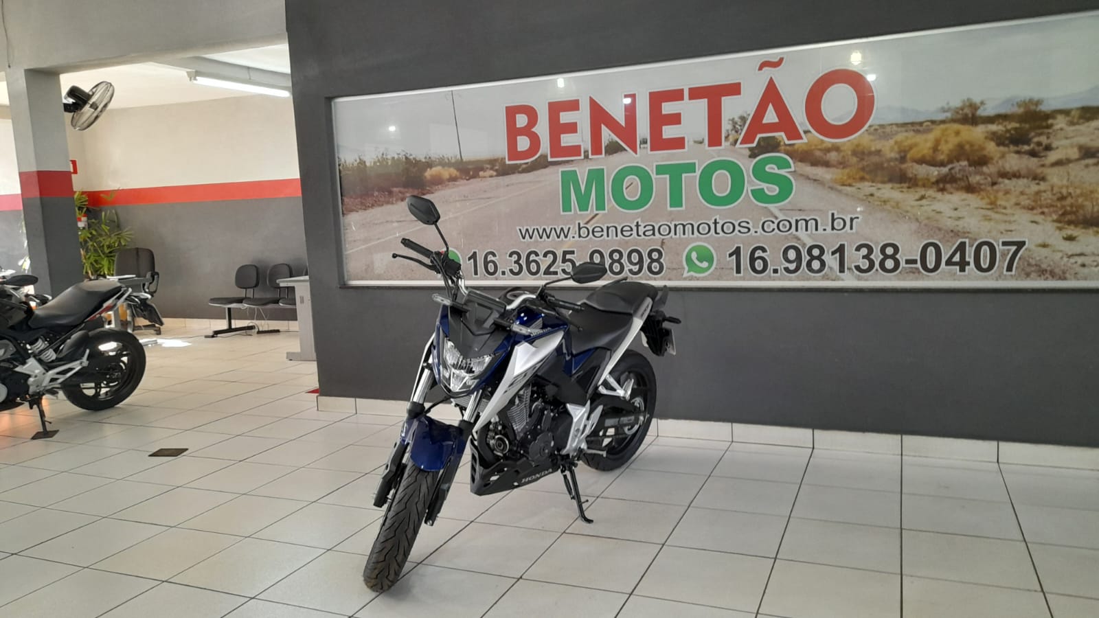 HONDA CB 300F TWISTER