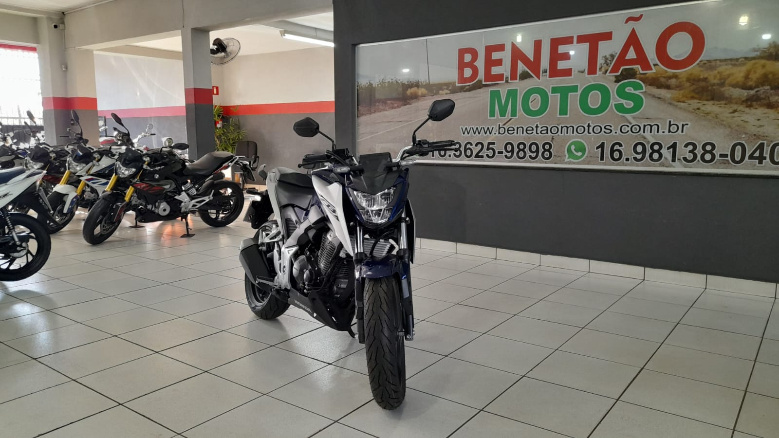 HONDA CB 300F TWISTER