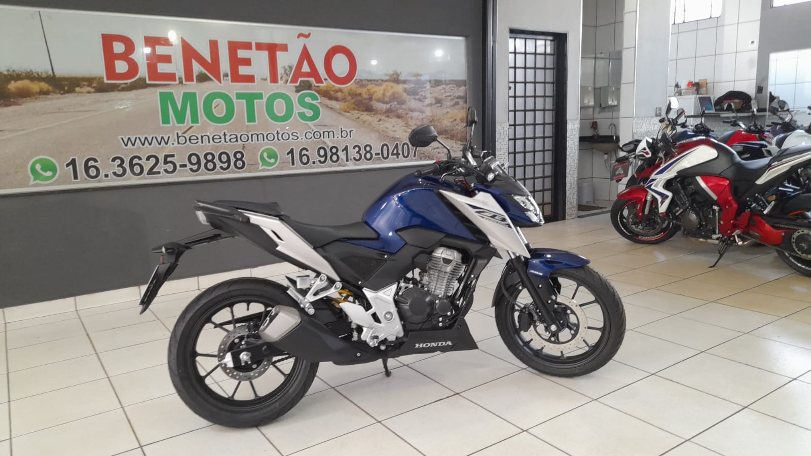 HONDA CB 300F TWISTER
