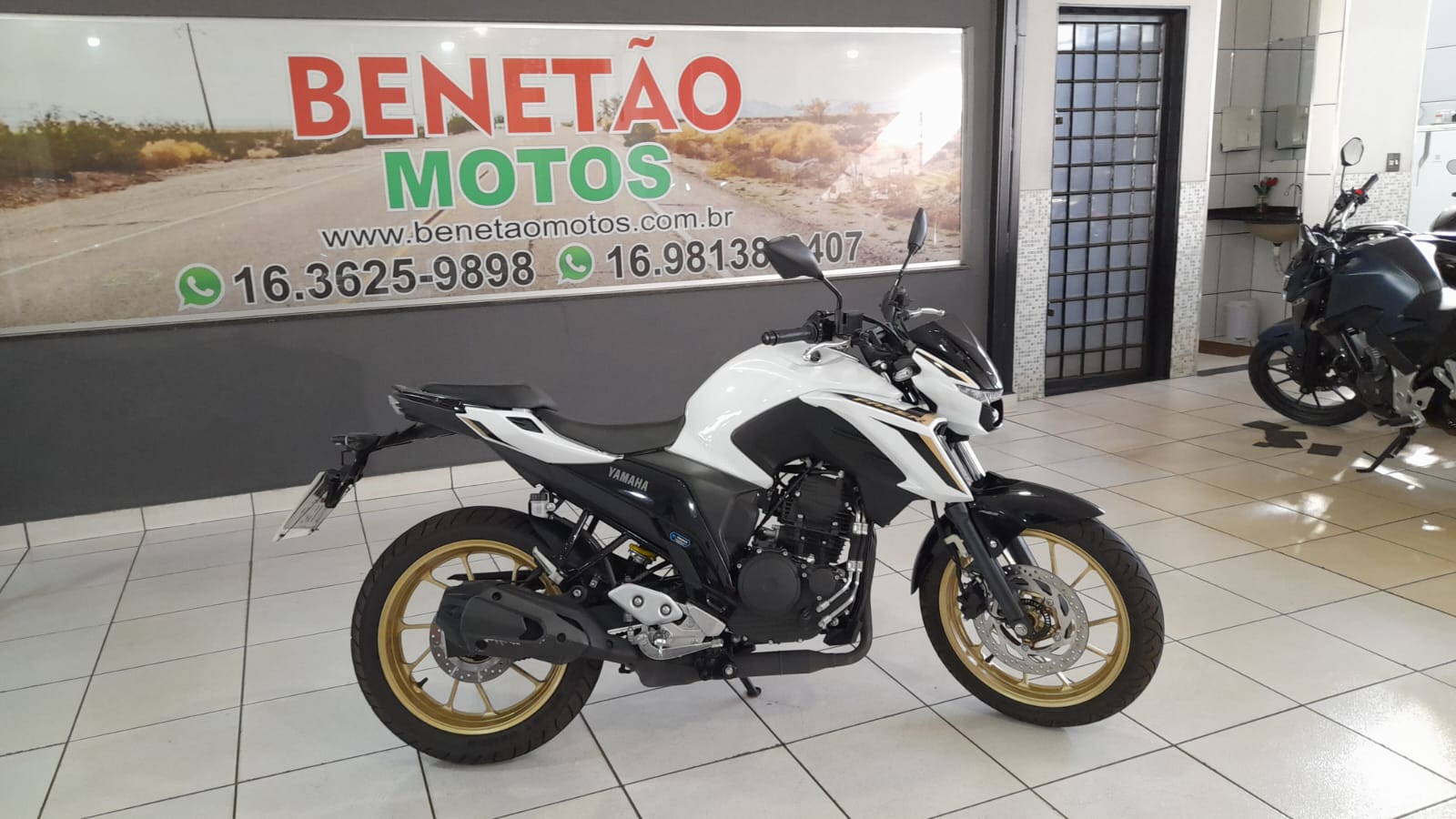YAMAHA FAZER CONNECTD 250 ABS