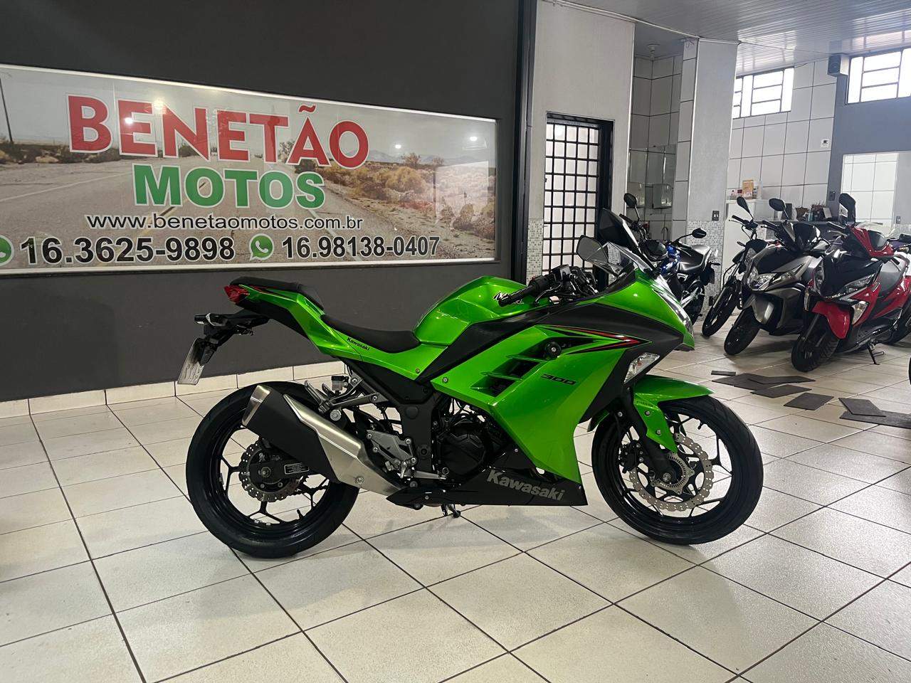 KAWASAKI NINA 300 ABS