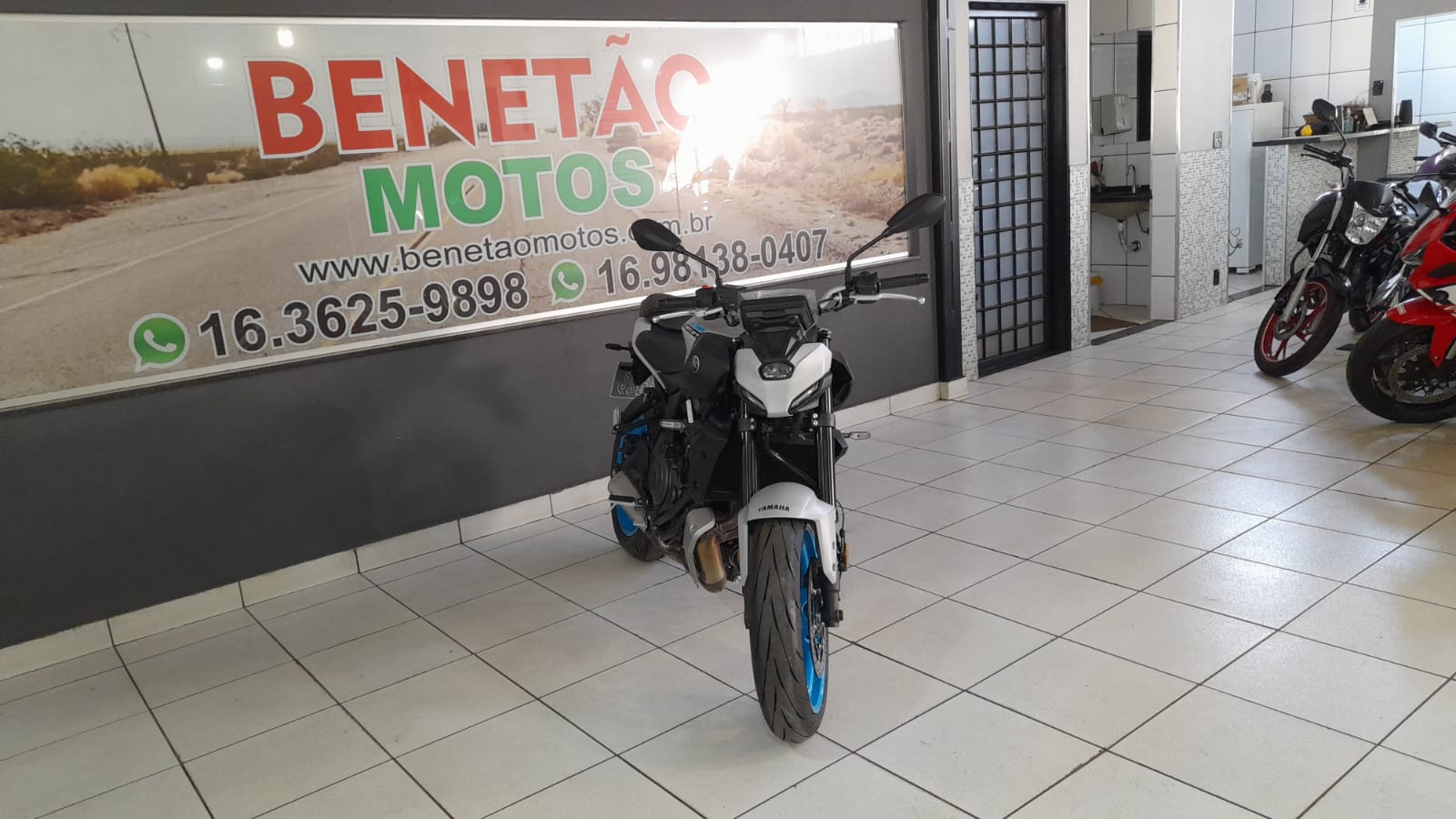 YAMAHA MT 07 CONNECTED ABS