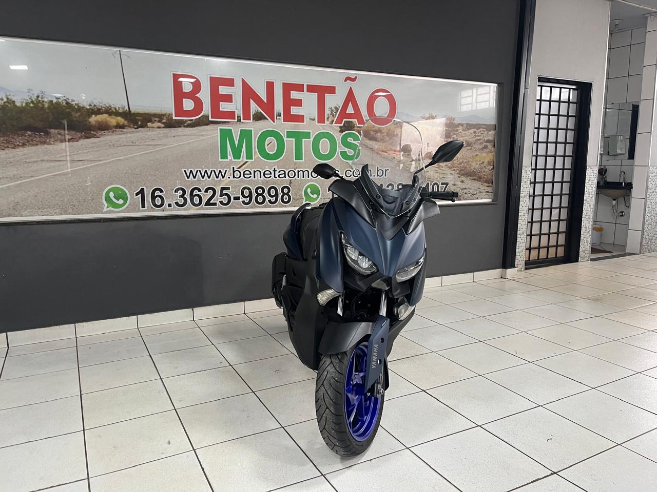 YAMAHA XMAX 250 ABS