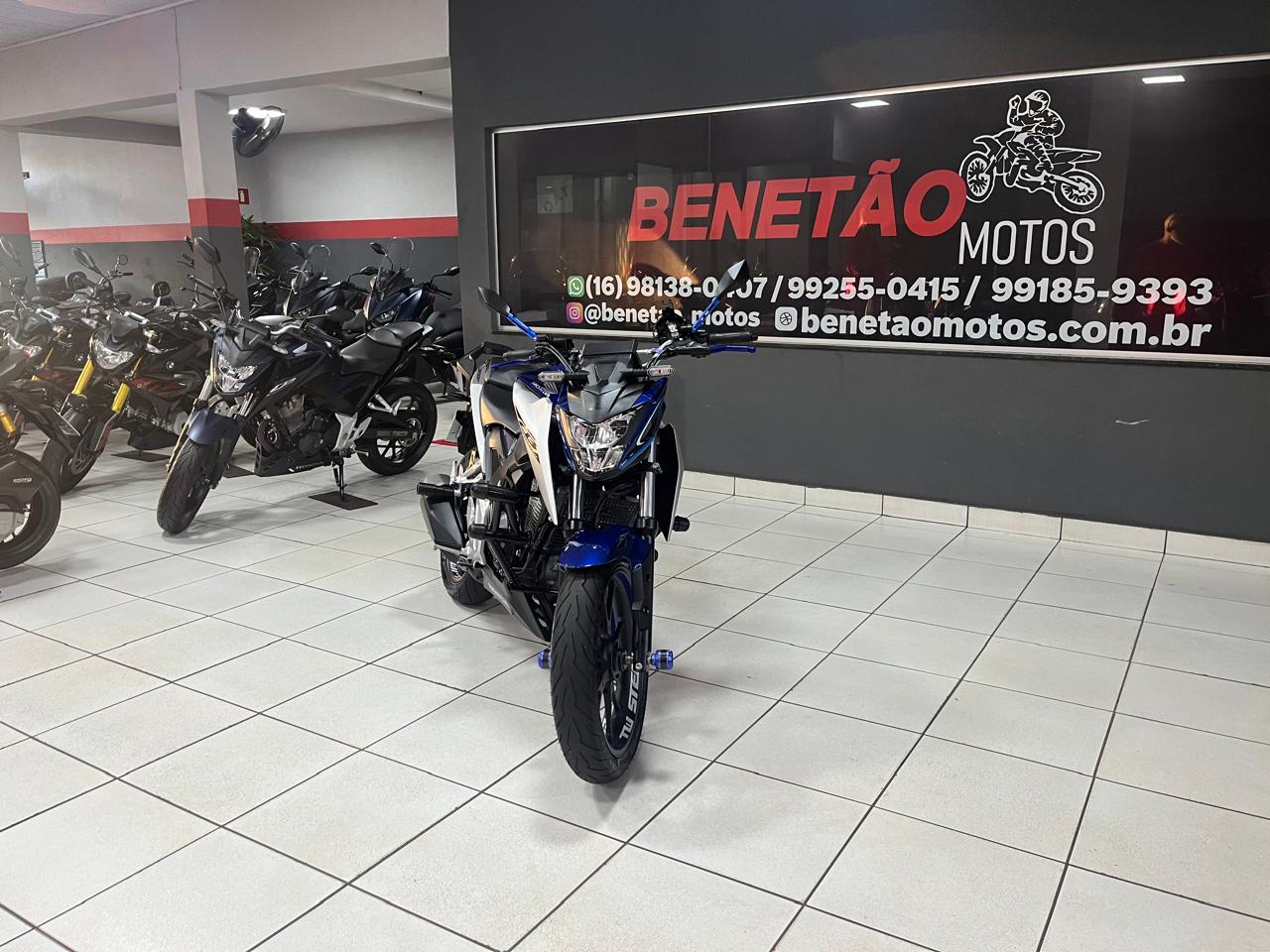HONDA CB 300F TWISTER