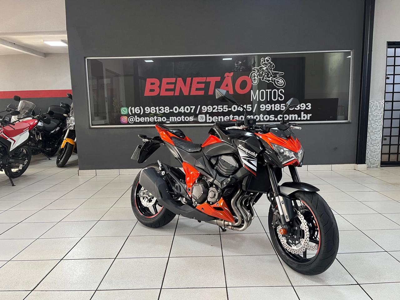 KAWASAKI Z800