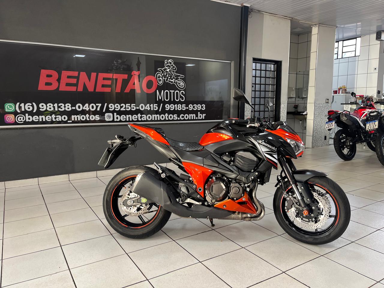 KAWASAKI Z800