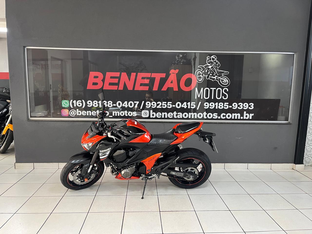 KAWASAKI Z800