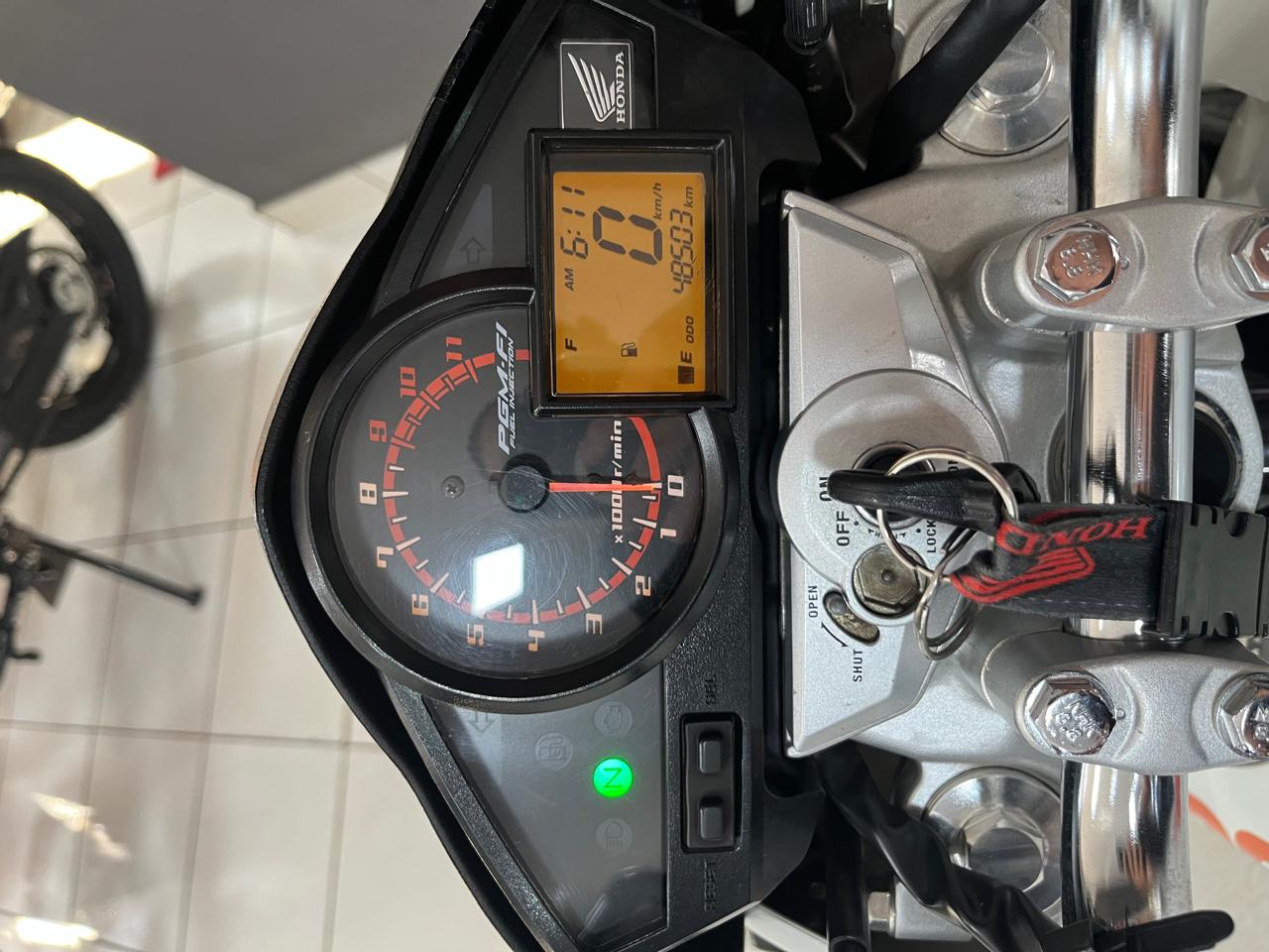 HONDA CB 300R