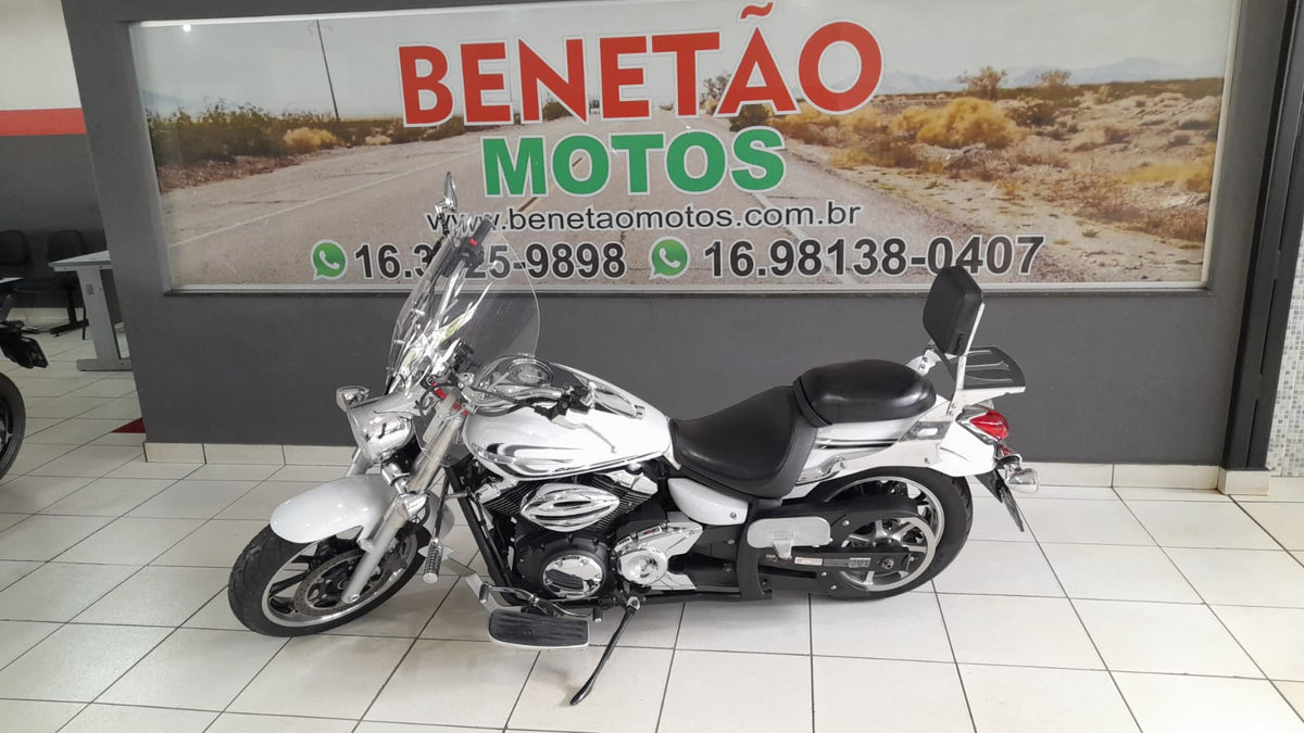 YAMAHA XVS950A MIDNIGHT STAR