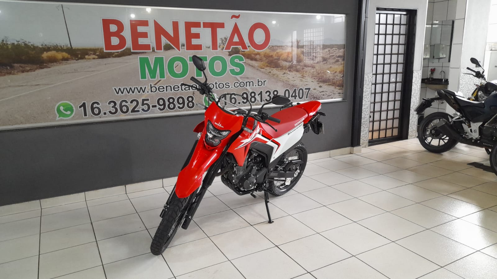 HONDA XR 300 L TORNADO