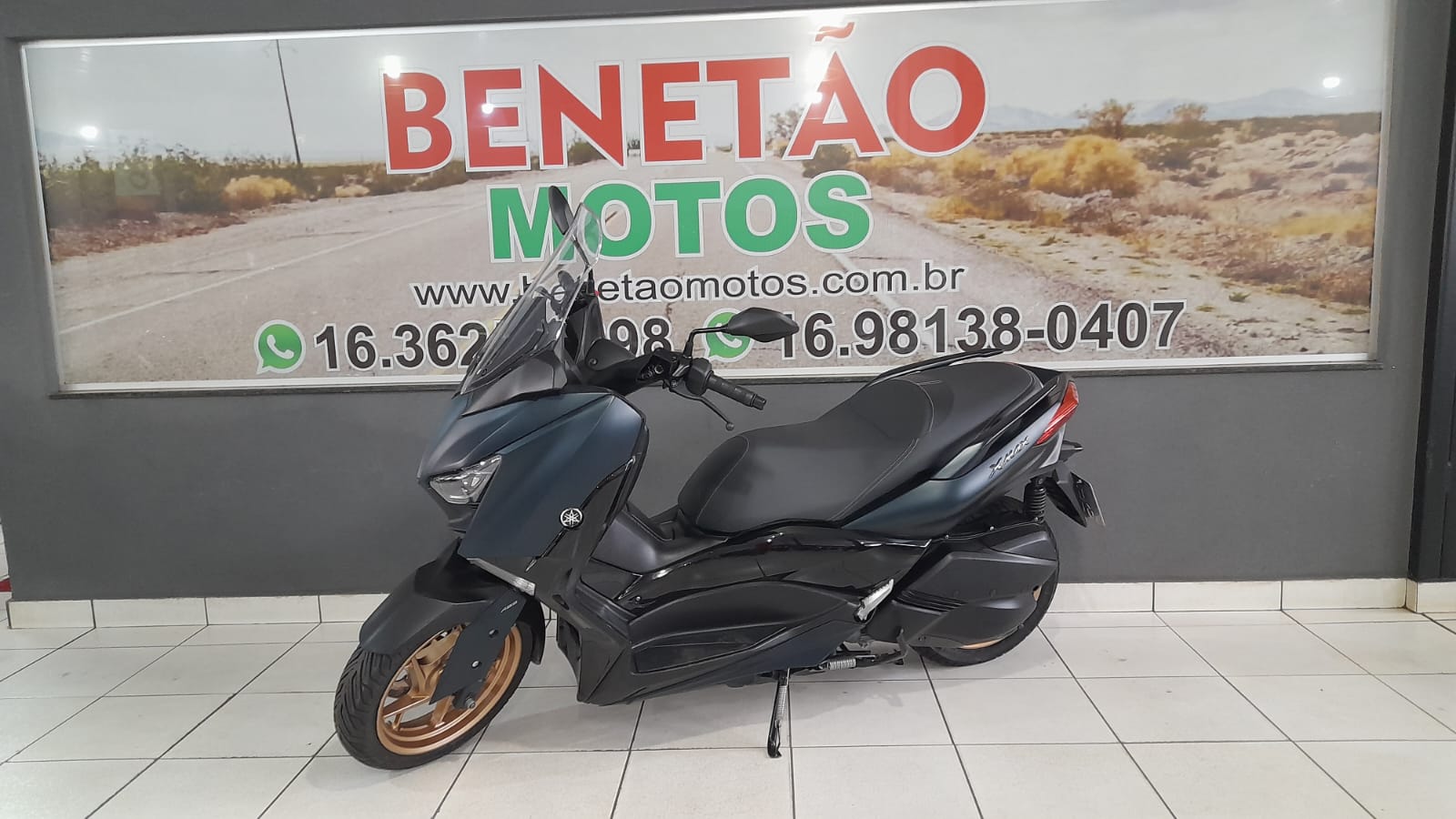 YAMAHA XMAX 250 ABS