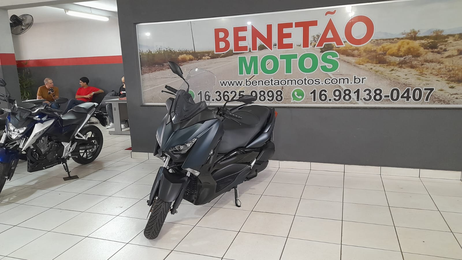 YAMAHA XMAX 250 ABS