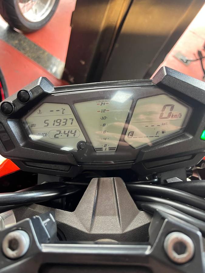 Kawasaki Z800 LARANJA 2014 foto 8