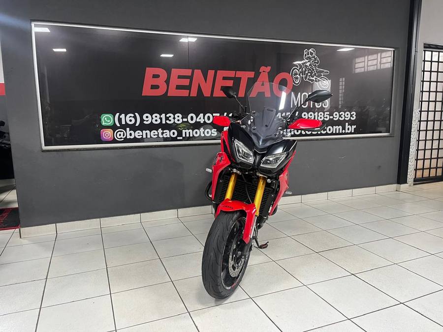 Yamaha MT 09 TRACER VERMELHA 2023 foto 4