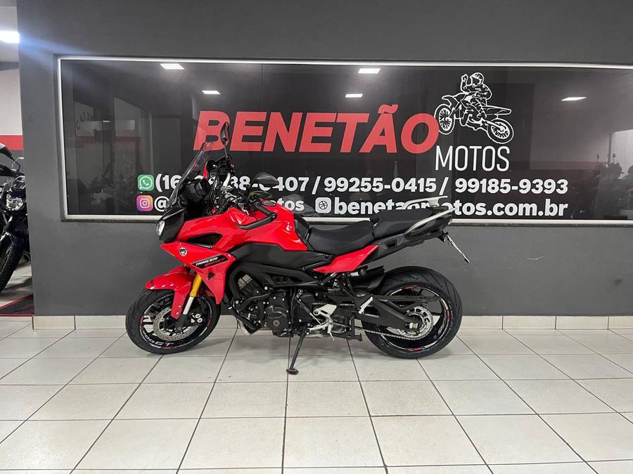 Yamaha MT 09 TRACER VERMELHA 2023 foto 6